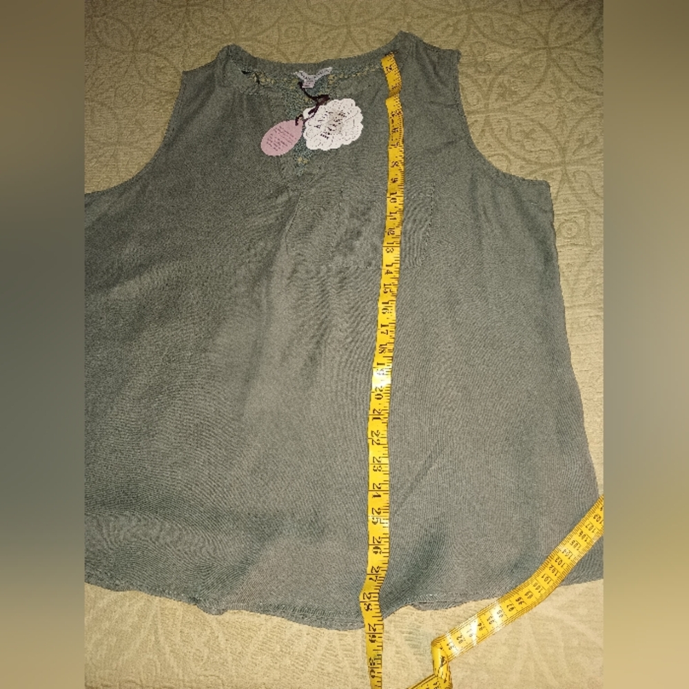 Knox Rose Olive Green Crochet Detail Top (XXL) - Picture 4 of 6